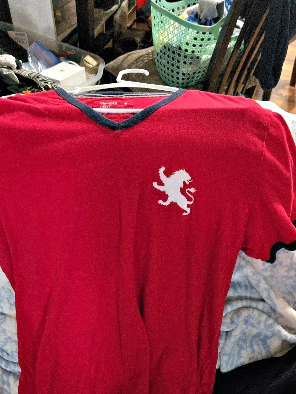 Express Men's Red Short Sleeve Tee